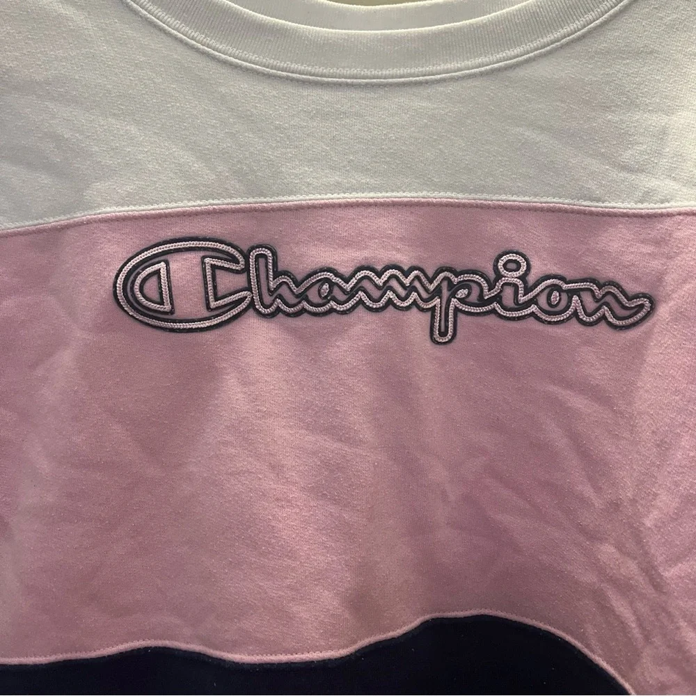 CHAMPION Color Block Crewneck - Picture 3 of 5
